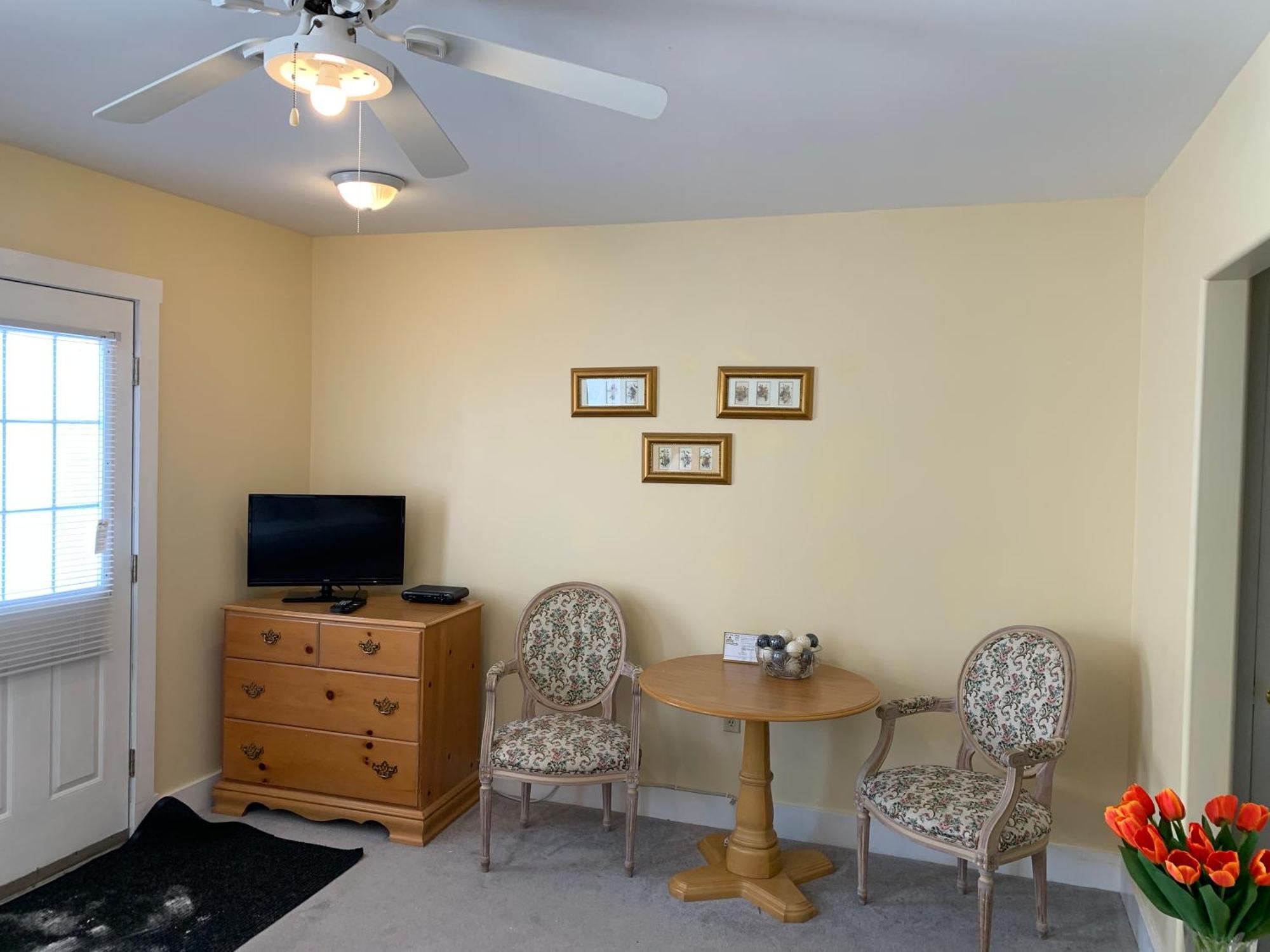 Come From Away B&B Digby Room photo